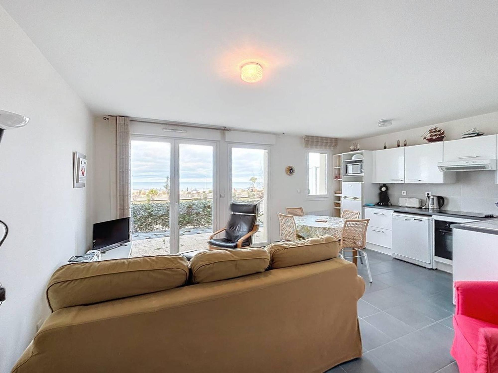 Appartement Merville-Franceville-Plage, 3 pièces, 4 personnes - FR-1-465-46 Extérieur photo