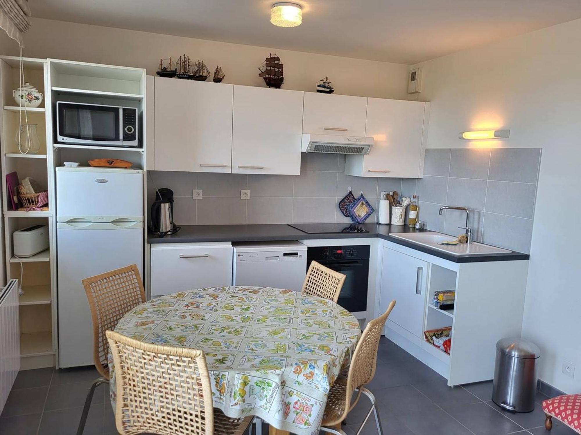 Appartement Merville-Franceville-Plage, 3 pièces, 4 personnes - FR-1-465-46 Extérieur photo